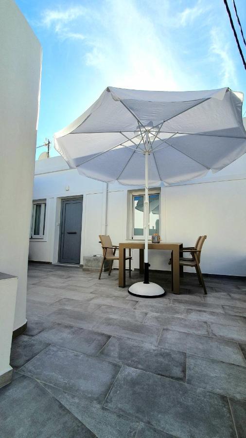 Ferienwohnung Alexandra'S Boutique House Triovasálos Exterior foto
